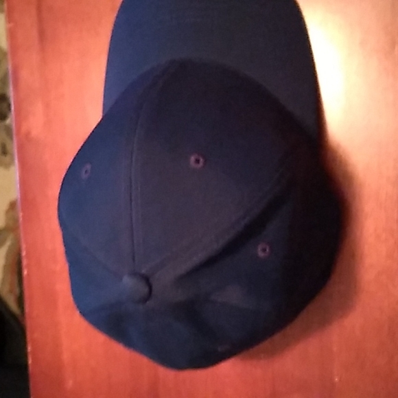 Hat - Picture 6 of 14